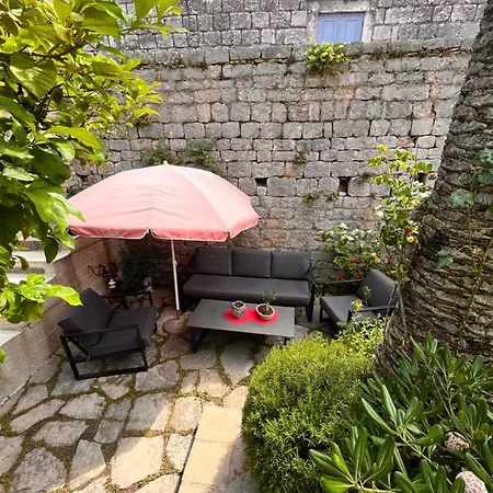 Antonia Apartman